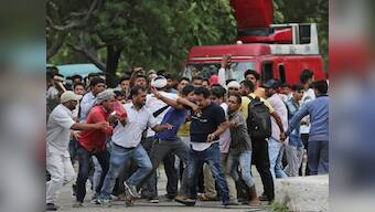 Panchukla violence: Dera supporters attack media team near Sirsa
