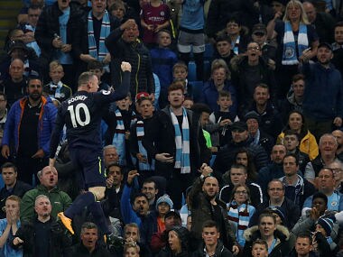 Premier League: Wayne Rooney scores 200th league goal as Everton hold Manchester City to draw