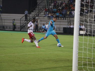 Tri-nation series: Robin Singh, Balwant Singh fire India to win in tough clash against Mauritius Tri-nation series: Robin Singh, Balwant Singh fire India to win in tough clash against Mauritius