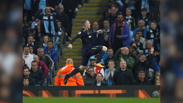 Premier League wrap: Wayne Rooney turns back clock, Stoke Police's banter on Mesut Ozil and much more