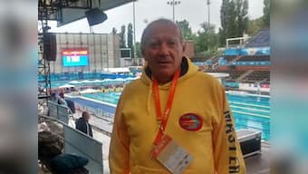 Barcelona terror attacks: Spanish swimmer Fernando Alvarez holds minutes' silence by himself, at cost of medal