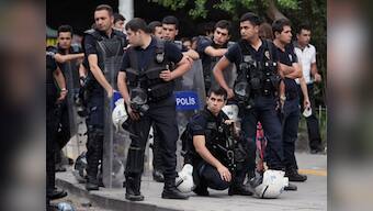 Turkey: Islamic State suspect shot dead after fatally stabbing Istanbul police officer