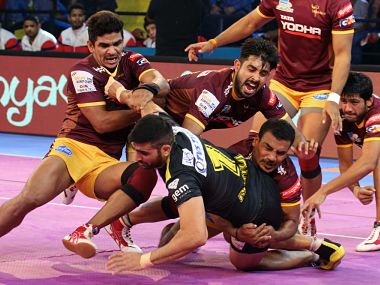 Pro Kabaddi League 2017: Nitish Tomar leads from the front to help UP Yoddhas defeat Telugu Titans Pro Kabaddi League 2017: Nitish Tomar leads from the front to help UP Yoddhas defeat Telugu Titans