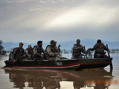 Uttar Pradesh floods: Indian Army steps in for rescue operations; Yogi Adityanath conducts aerial survey Uttar Pradesh floods: Indian Army steps in for rescue operations; Yogi Adityanath conducts aerial survey