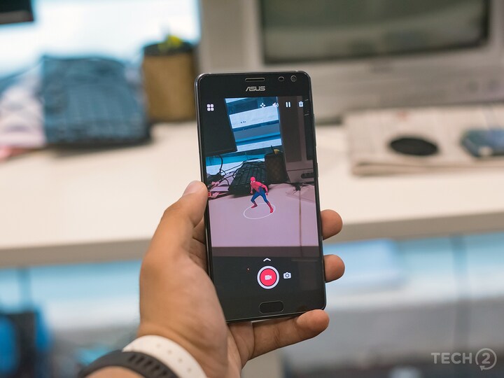 ASUS ZenFone AR Review: A one of a kind smartphone that will blow your mind