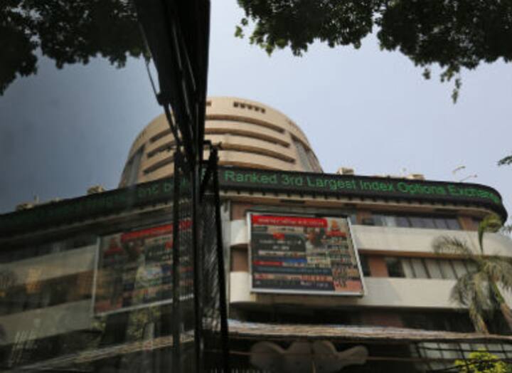 Artificial Intelligence, digital currency, automation to influence business trends in India: Report