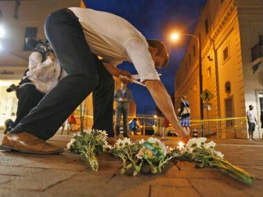 White nationalist rally in Virginia: Three dead as car strikes crowd amid protests in Charlottesville