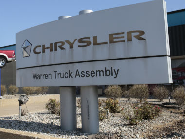 Fiat Chrysler and BMW come together; to develop 'robotaxis' for pay-per-use mobility service Fiat Chrysler and BMW come together; to develop 'robotaxis' for pay-per-use mobility service