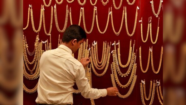 Govt bans export of gold items above 22-carat purity