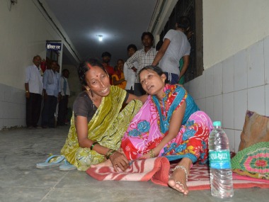 Gorakhpur hospital tragedy: Ministers inspect situation; CM asks to 'spare none' for mishap Gorakhpur hospital tragedy: Ministers inspect situation; CM asks to 'spare none' for mishap