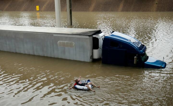 Hurricane Harvey wreaks havoc in Texas; 5 people reported dead