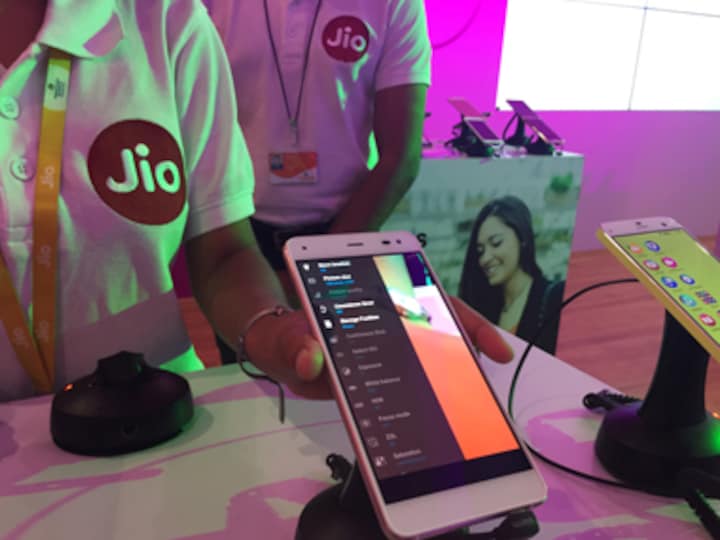 MyJio app crosses 100 million download mark on the Android platform