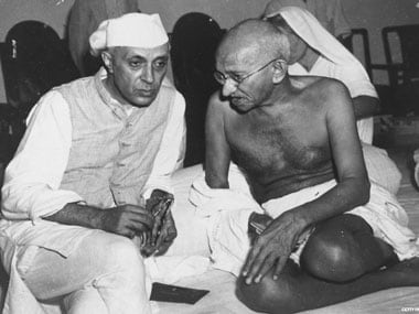 File image of Jawaharlal Nehru and MK Gandhi. IBN live