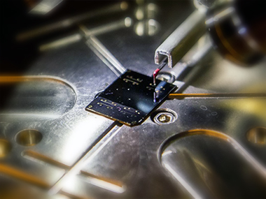 Researchers develop heat conducting plastic that could lead to lighter electronics Researchers develop heat conducting plastic that could lead to lighter electronics