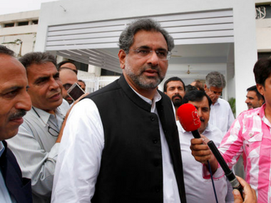 Pakistan PM Shahid Khaqan Abbasi calls Donald Trump's threat as 'critical issue', hints at Parliament joint session Pakistan PM Shahid Khaqan Abbasi calls Donald Trump's threat as 'critical issue', hints at Parliament joint session