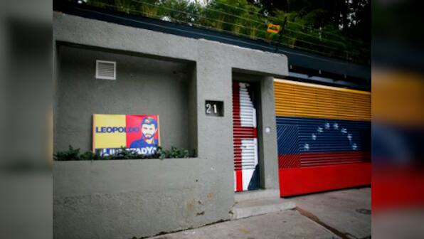 Venezuela unrest: Two Opposition leaders imprisoned for violating terms of house arrest