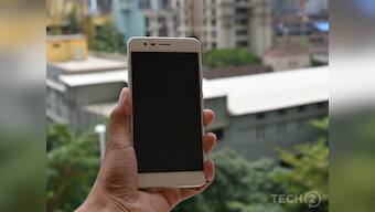 ASUS ZenFone Zoom S review: Stiff competition and unexceptional camera make this device redundant