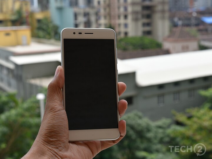 ASUS ZenFone Zoom S review: Stiff competition and unexceptional camera make this device redundant