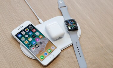 Apple says it is cancelling the AirPower mat as it 'will not achieve our high standards'