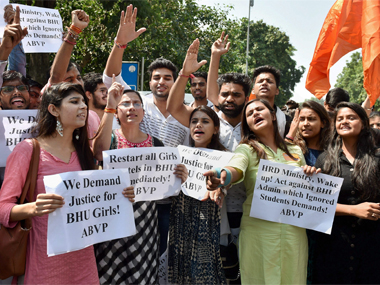 BHU students' protests: NSUI, ABVP stage agitation against crackdown outside HRD ministry in New Delhi BHU students' protests: NSUI, ABVP stage agitation against crackdown outside HRD ministry in New Delhi