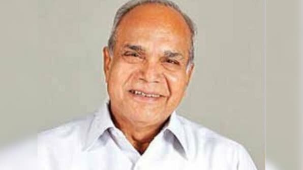 Palaniswamy congratulates new Tamil Nadu governor Banwarilal Purohit, Oppn hopes he is non-partisan