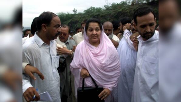 Nawaz Sharif's wife Kulsoom discharged from London hospital, cancer treatment to continue