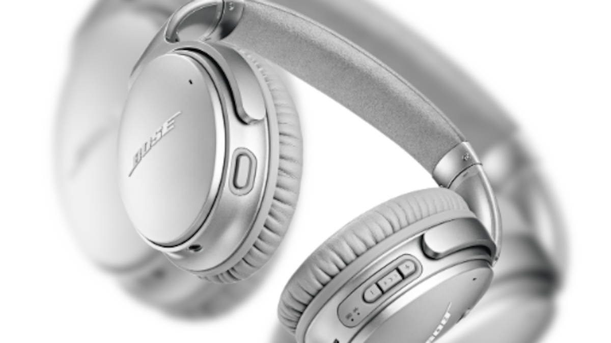 The Bose QC35 II headphone with inbuilt Google Assistant support