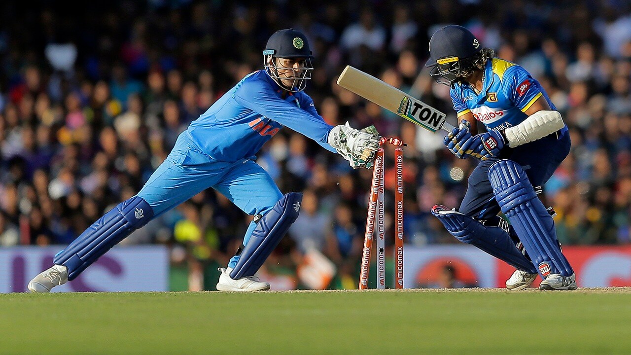 India vs Australia: Ravi Shastri says MS Dhoni will play ...