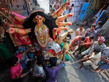 Durga idol row: No pandals request for immersion after Calcutta HC bans West Bengal govt's restraint Durga idol row: No pandals request for immersion after Calcutta HC bans West Bengal govt's restraint