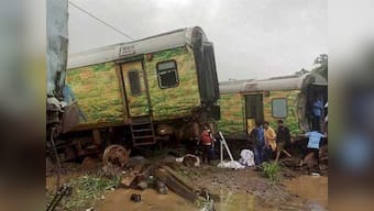 Nagpur-Mumbai Duronto Express derailment: Indian Railways rewards drivers who saved lives