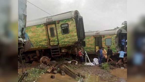 Nagpur-Mumbai Duronto Express derailment: Indian Railways rewards drivers who saved lives