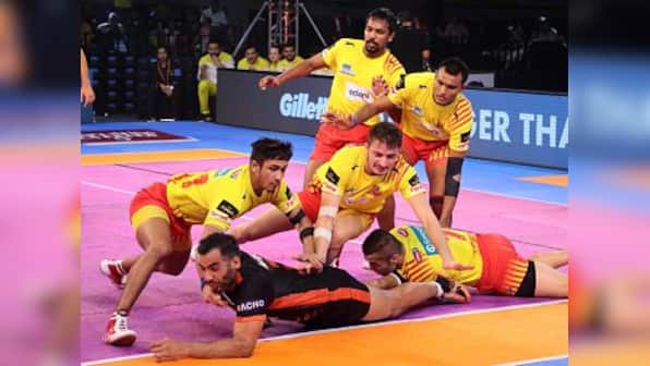 Pro Kabaddi League 2017: Gujarat Fortunegiants thrash U Mumba, Patna Pirates edge past Tamil Thalaivas