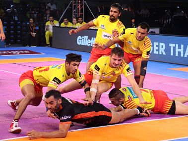 Pro Kabaddi League 2017: Gujarat Fortunegiants thrash U Mumba, Patna Pirates edge past Tamil Thalaivas Pro Kabaddi League 2017: Gujarat Fortunegiants thrash U Mumba, Patna Pirates edge past Tamil Thalaivas