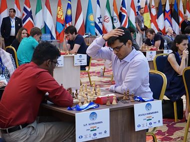 FIDE World Cup 2017: SP Sethuraman's technical skills too good for P Harikrishna; B Adhiban suffers defeat FIDE World Cup 2017: SP Sethuraman's technical skills too good for P Harikrishna; B Adhiban suffers defeat