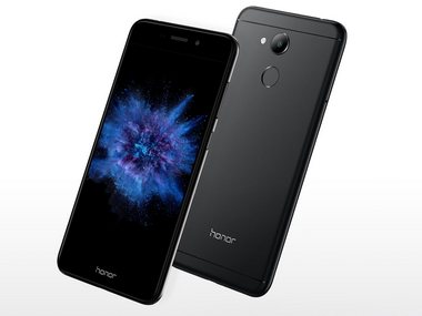 Honor V9 Play launched in China alongside the more affordable Honor V6 Play Honor V9 Play launched in China alongside the more affordable Honor V6 Play