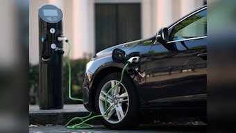 China sets 2019 as the deadline for imposing tough sales targets for electric plug-in and hybrids vehicles