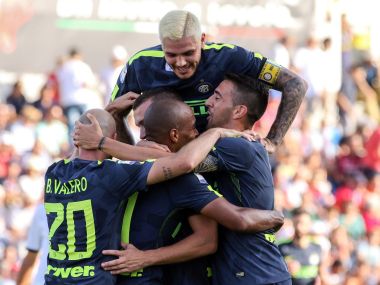 Serie A: Inter Milan strengthen grip on top spot with win at Crotone; AS Roma brush aside Verona Serie A: Inter Milan strengthen grip on top spot with win at Crotone; AS Roma brush aside Verona