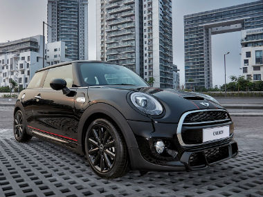 BMW launches Mini JCW Pro Edition in India; buy one on Amazon at Rs 43.9 lakh BMW launches Mini JCW Pro Edition in India; buy one on Amazon at Rs 43.9 lakh