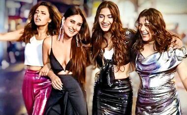 On Kareena Kapoor's birthday, her most iconic roles — from the sassy Poo to our favourite Geet