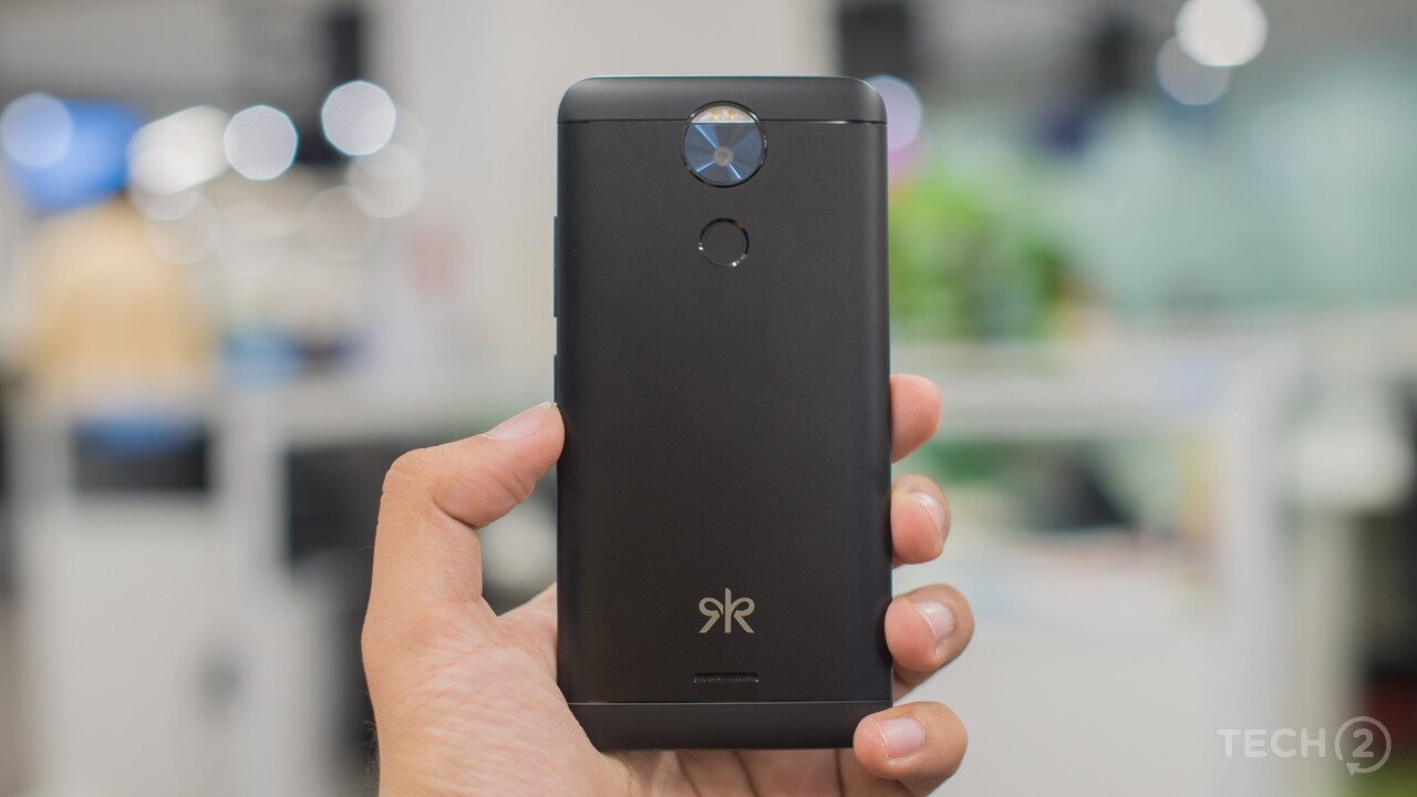 Moto or Kult? It gets hard to tell from that camera bump