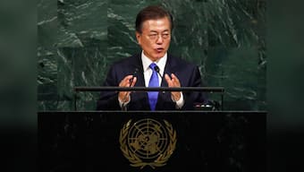 South Korea announces new sanctions against Pyongyang, a day ahead of Donlad Trump' visit to Seoul