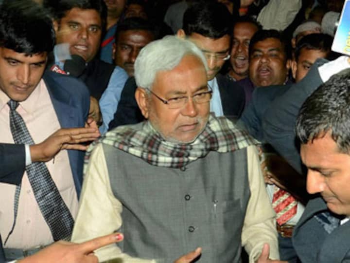 Nitish Kumar lashes out at Sharad Yadav, says rebel JD-U leader has left principled politics