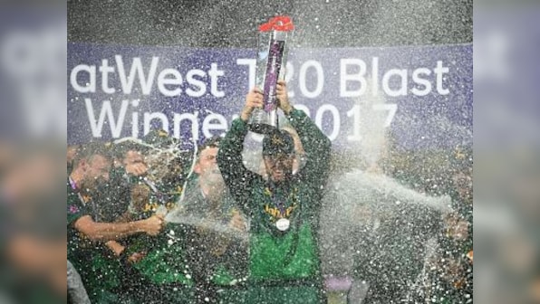Natwest T20 Blast: Nottinghamshire win their first title courtesy Harry Gurney's 4-wicket haul against Warwickshire