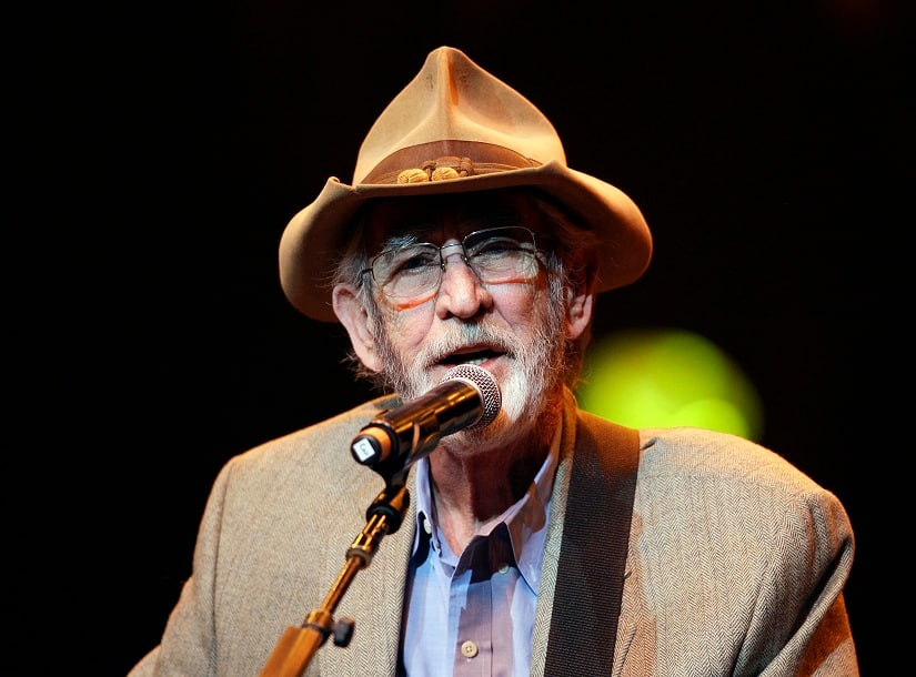 FILE - In this April 10, 2012 file photo, Don Williams performs during the All for the Hall concert in Nashville, Tenn. Williams, an award-winning country singer with love ballads like 