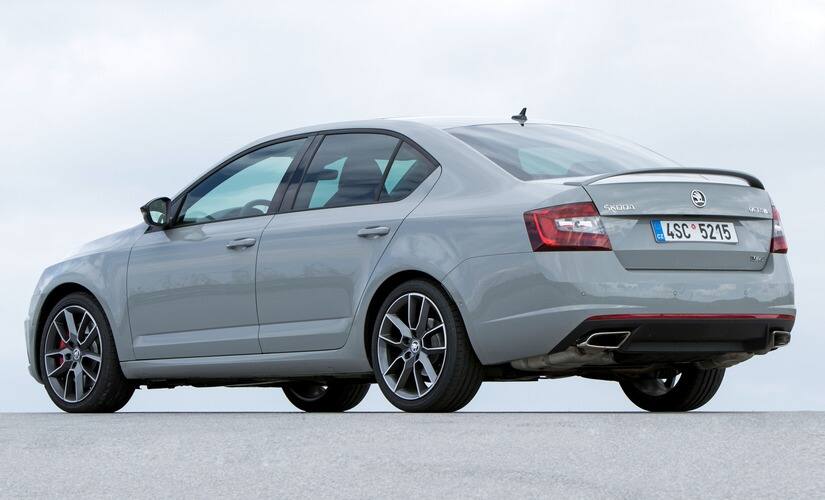 At the rear end, the bumper gets a matte black insert with chromed exhaust tips.