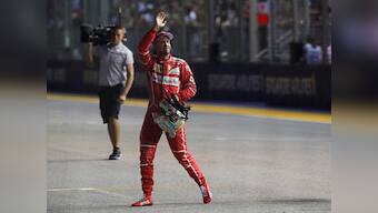Singapore Grand Prix: Sebastian Vettel snatches pole after stunning final run; Lewis Hamilton fifth on grid