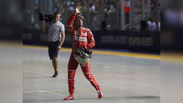 Singapore Grand Prix: Sebastian Vettel snatches pole after stunning final run; Lewis Hamilton fifth on grid