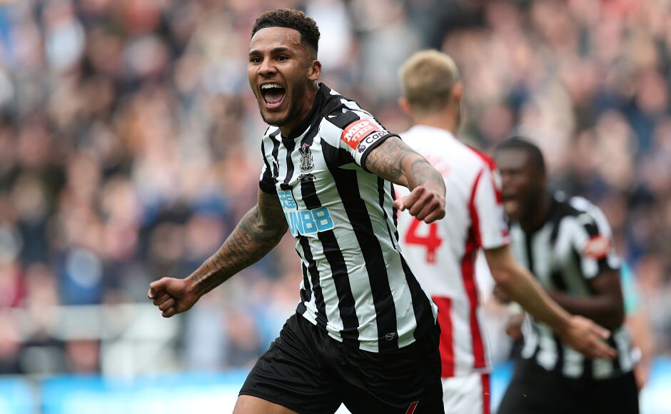 Newcastle United skipper Jamaal Lascelles scored the winner as Rafa Benitez's side beat Stoke City 2-1. Reuters Newcastle United skipper Jamaal Lascelles scored the winner as Rafa Benitez's side beat Stoke City 2-1. Reuters