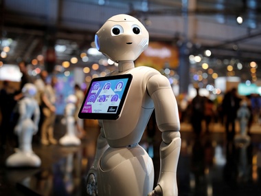 Scientists are giving a crash course to mobile robots to avoid collision with humans Scientists are giving a crash course to mobile robots to avoid collision with humans