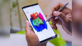 Samsung distributes 200 Galaxy Note 8 units to passengers in a show of confidence after the Note 7 debacle